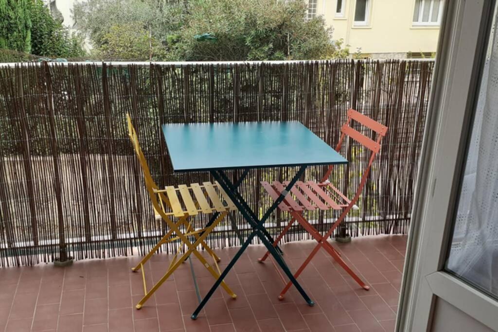 Agréable logement proche de la gare et du polygone Appartamento Béziers Esterno foto